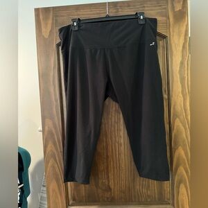 Plus Size Capri Yoga Pants